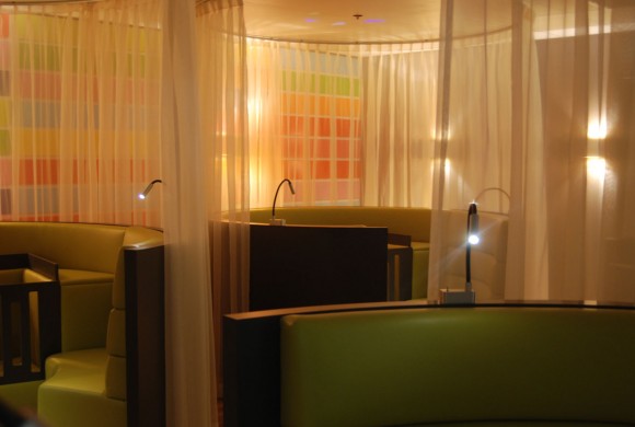 SCHIPHOL BABY CARE LOUNGE